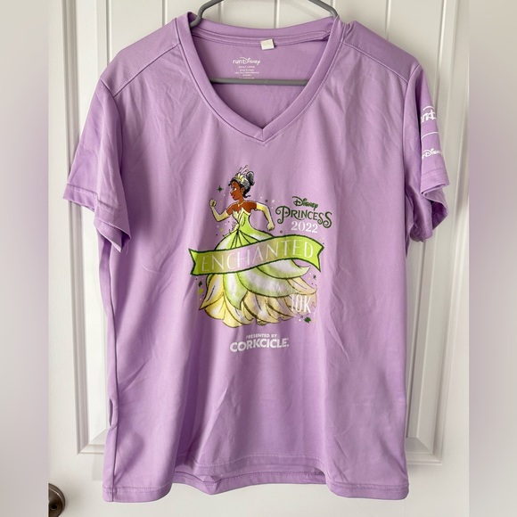 RunDisney 2022 Princess 10K Tiana Race Shirt Woman’s Large - Picture 1 of 2